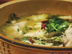 酸菜鱼锅-达博饭店