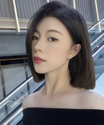 -BULB STUDIO 巴柏明星发型工作室