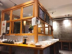 -一两饭川味素食餐厅