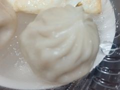 藤椒鸡汤包-老盛昌(梅陇店)