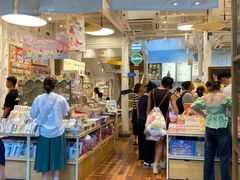 -猫的天空之城概念书店(杭州南宋御街店)