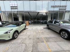 -吉利汽车彭州直营店