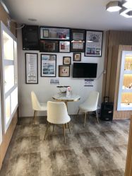 -佳慕祛痘皮肤管理连锁