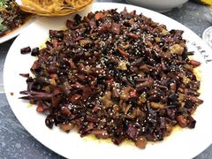 -江湖黑大兔(杨家坪店)