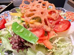 -铭牛烧肉·和牛海鲜自助(高新月牙湖店)