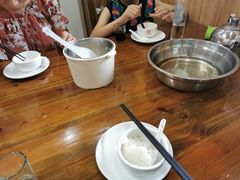 -芦茨金富饭庄·25年老字号·专做稻草鸡