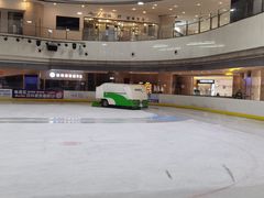 -冠军冰场CHAMPION RINK(环球银泰城店)
