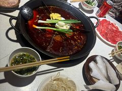 -叁口煮老火锅(东升店)