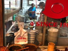 -矮子粉店1985·长沙米粉(湘春路店)