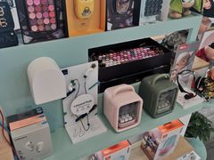 -爱畅享华为苹果手机维修服务(虹口龙之梦店)