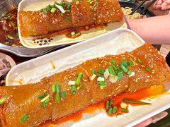 -爆炸头阿姨小四川正宗川味小吃(无任何分店)