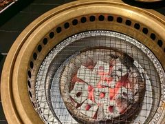 -山川小町·极番烧肉(新地假日广场店)