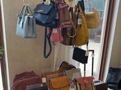 -六六奢品·vintage中古·回收二手奢侈品包包手表首饰(环球港店)