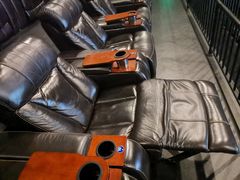 -万达影城IMAX(海口日月广场店)