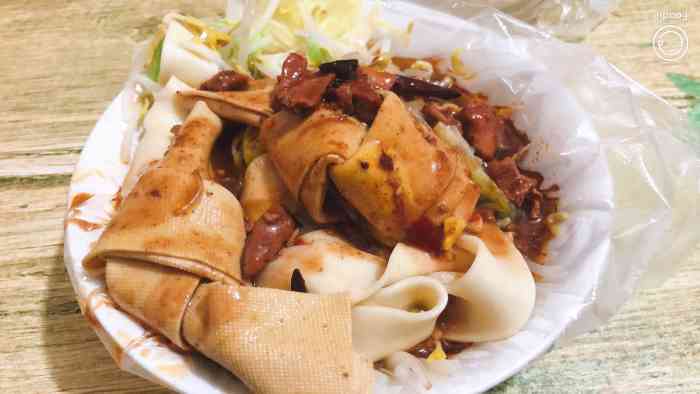 齐辉板面-"「豆泡」一定要加哦!超大的豆腐泡,浸满了.