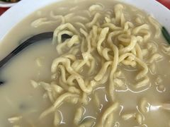 -三百碗宝应长鱼面(板仓街店)