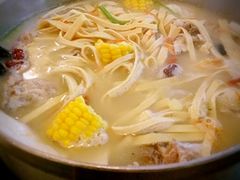 浓汤骨头锅多骨-陌生人火锅餐厅(阳曲路店)