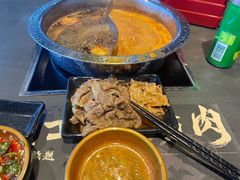 -牛武士寿喜烧·和牛火锅自助(全球首店)