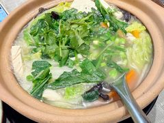 豆腐肉圆汤-东方亚克西餐厅(西康路店)