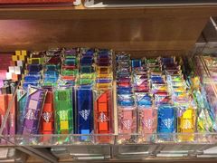 -名创优品(北京新中关购物中心地铁层店)
