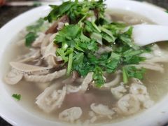 肚肠肝汤-清真喜兰老丁羊汤特色小吃