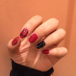 -U mi Nail美甲工作室