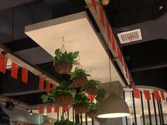 大堂-铁胖子口碑长沙菜·龙虾烧烤(赤岗社区店)