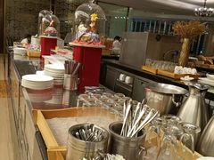-圣丰索菲特·2 On 988 Café 自助餐厅