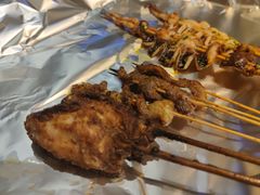 -何师烧烤·香辣蟹·川菜·30年老品牌(太古里旗舰店)