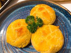 酥皮叉烧包-白天鹅宾馆-宏图府餐厅