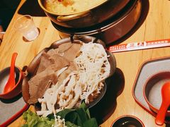 重庆特色鸳鸯锅-虾满堂(瑞虹店)