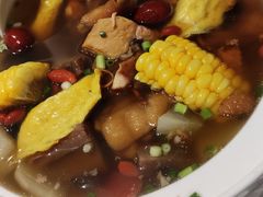 -江城小馆陕南妈妈菜·全球旅行餐厅(钟楼店)