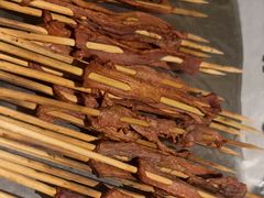 -三个大叔烤羊肉串·歌手驻唱·碳烤鲜肉(西三旗店)