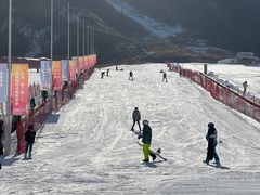 -荣盛康旅野三坡滑雪场