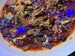 -路边边.炒菜烧烤.音乐餐厅(良乡长虹店)