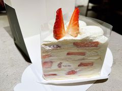 草莓千层-安上烘焙 ENCHANTE(世纪汇店)