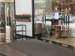 -深圳富苑皇冠假日套房酒店