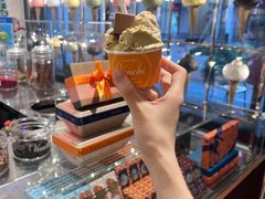 -VENCHI 闻绮(上海佛罗伦萨小镇店)