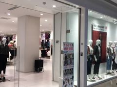 -优衣库(南京建邺万达广场店)