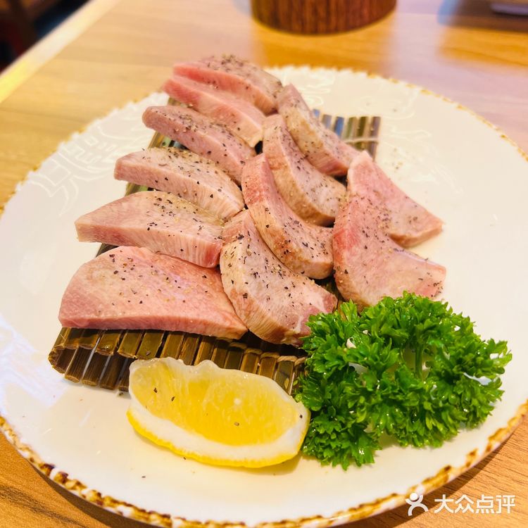 高端大气品质烧肉屋