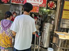 大堂-家阳赵师傅油饼包烧麦(粮道街店)