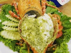 -J Daeng Seafood