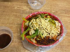 -小红房麻辣烫炸香串