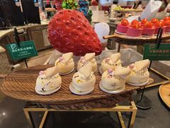 -咖啡苑自助餐厅·中国大饭店