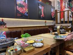 -青瓦餐厅·生鱼片·韩园烤肉(西塔店)