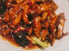 -辣小妮de川菜馆(红旗Mall店)