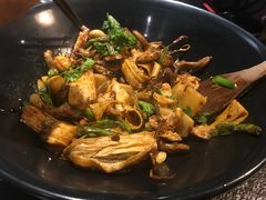 -食乐佳麻辣香锅(森林摩尔商业街区店)