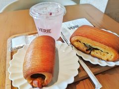 -VERIE BAKEHOUSE