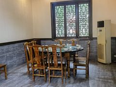 -周老三跷脚牛肉·全牛火锅(非遗传承店)