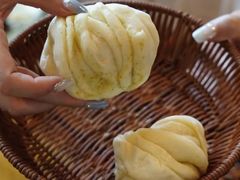 花卷-柴窝堡22号辣子鸡·传承新疆菜